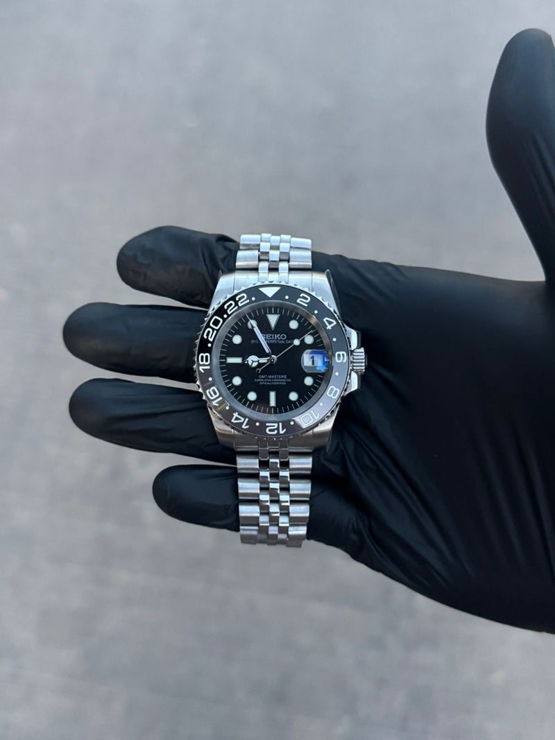 GMT