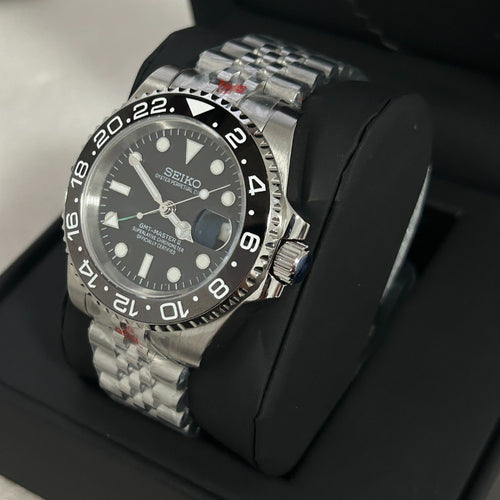 Seiko Mod GMT Bruce Wayne NH34 GMT