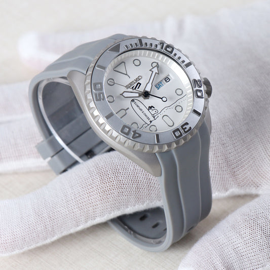 Seiko Mod Submariner Snoopy NH36 Automático