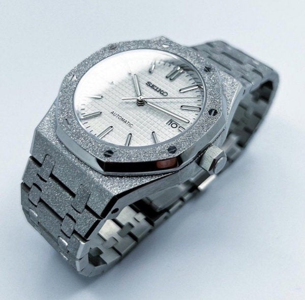 Seiko Mod Royal Oak White Frost vista lateral